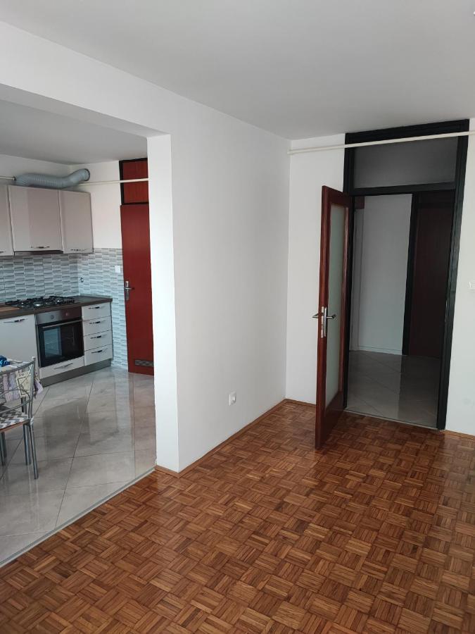 Apartment Eva Пула Экстерьер фото